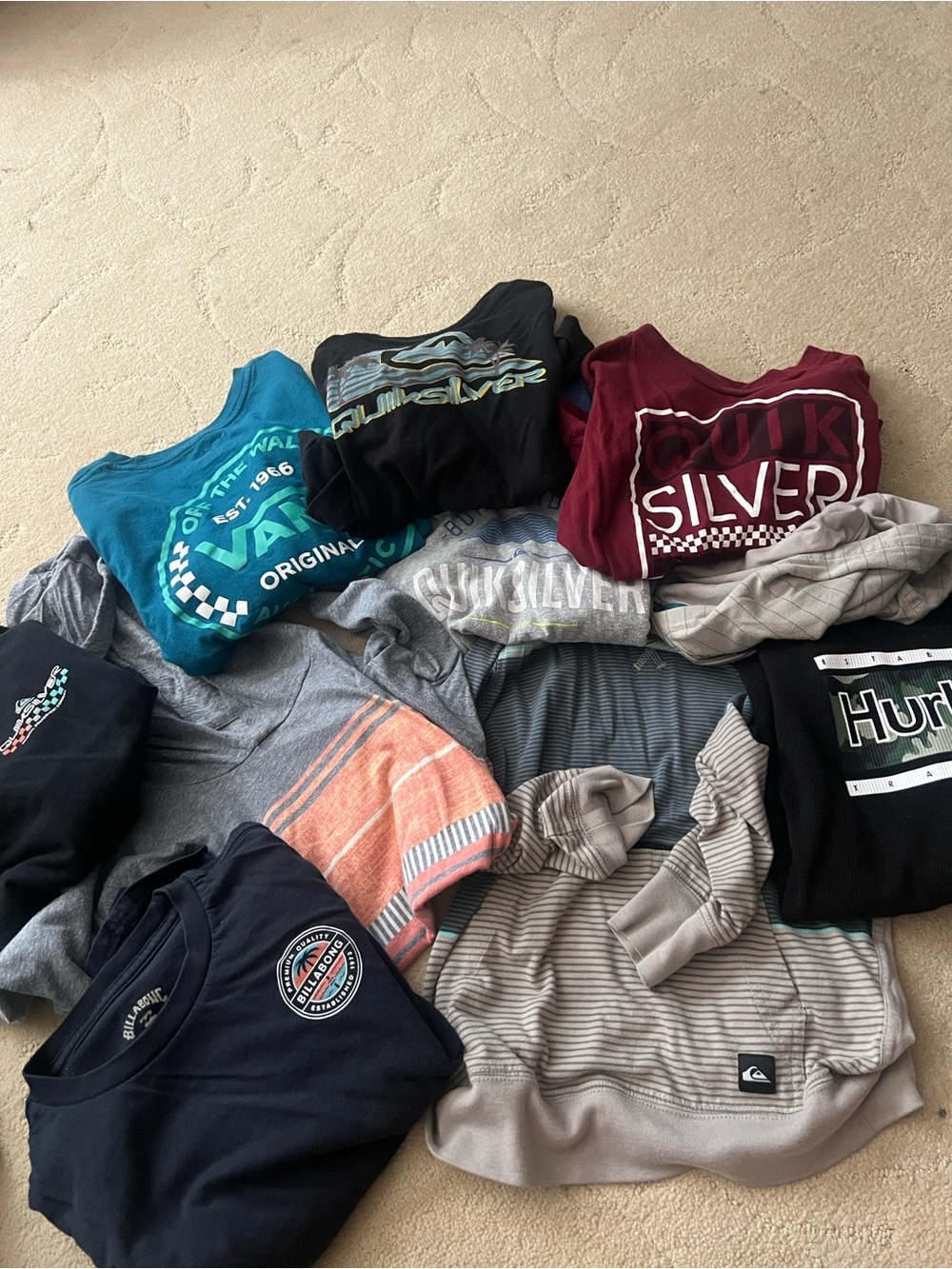 Quiksilver, Vans, Hurley, Billabong long sleeve Graphic Tees